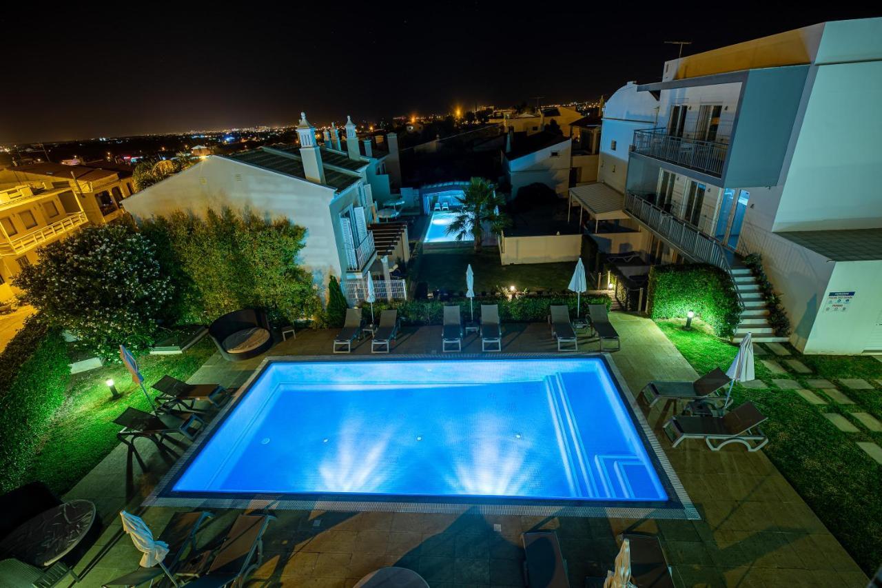 Guest House Boliqueime Bagian luar foto