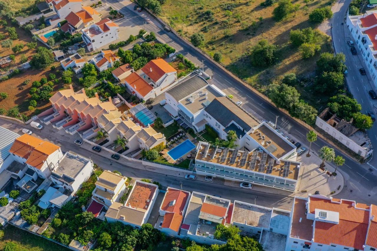 Guest House Boliqueime Bagian luar foto