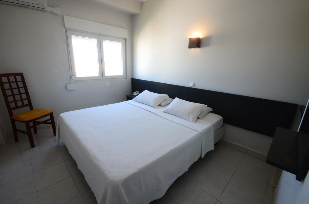 Guest House Boliqueime Bagian luar foto