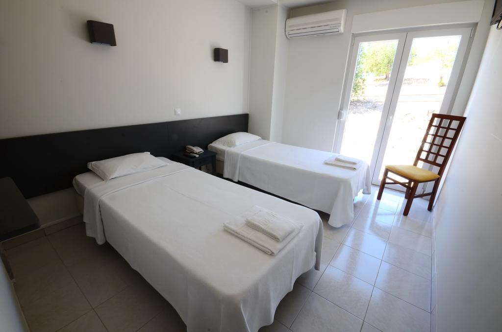 Guest House Boliqueime Bagian luar foto