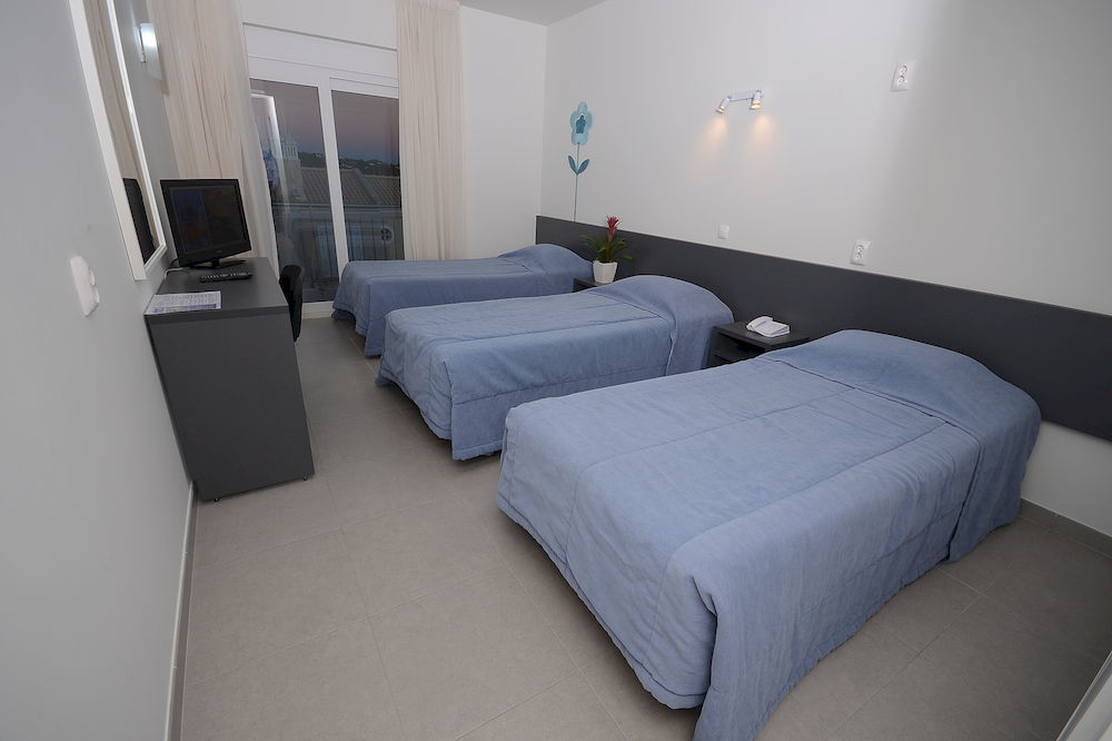 Guest House Boliqueime Bagian luar foto