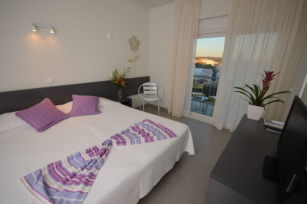 Guest House Boliqueime Bagian luar foto