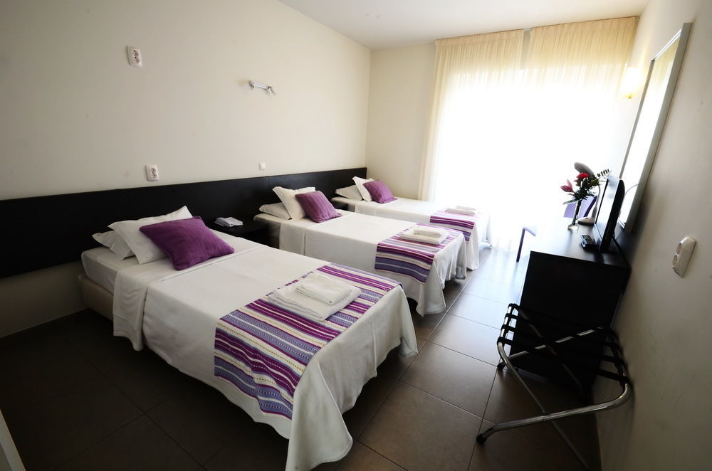 Guest House Boliqueime Bagian luar foto