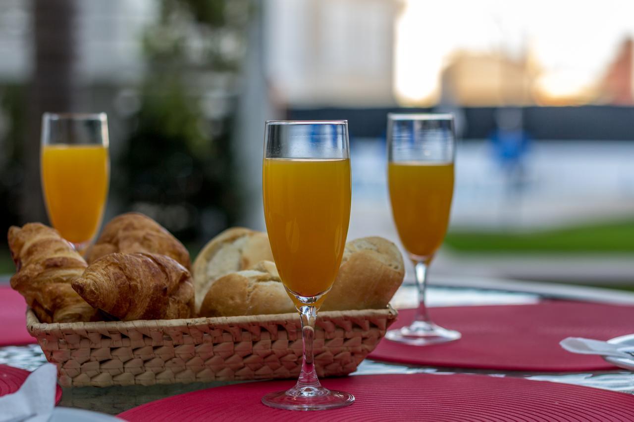 Guest House Boliqueime Bagian luar foto